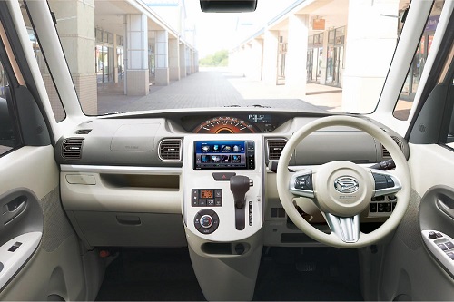 タントの収納、居住性は?ベビーカーもそのまま積める車内の広さに注目!