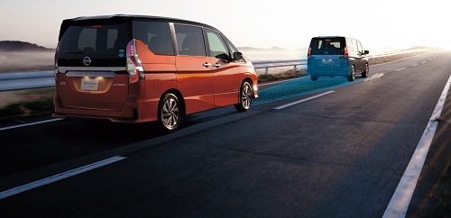 被害軽減ブレーキが単眼カメラ+ミリ波レーダーにアップデート!