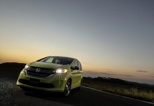 コンパクトミニバン