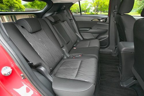 ランエボ譲りの四駆システムは折り紙つきの実力3