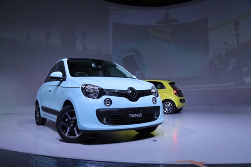 最近でも三菱の軽自動車アイ(これ厳密にはMRですけど実質はRRの仲間です)