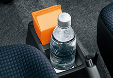 コンソールドリンクホルダー(フロント2、リヤ2)