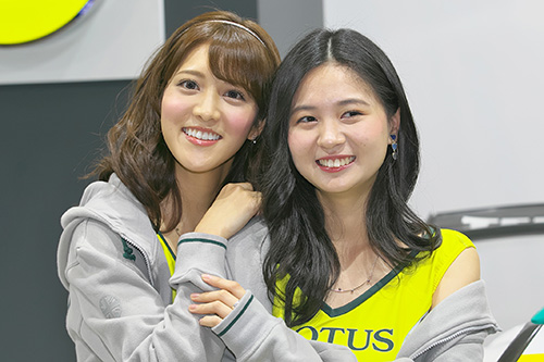 石川彩夏さん(左)荒町紗耶香さん(右)