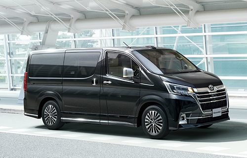 最大級のミニバン・グランエースはアルファード/ヴェルファイアをしのぐか?1