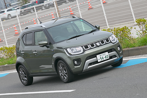 やはり4気筒エンジンはスムーズ、隠れた実力車