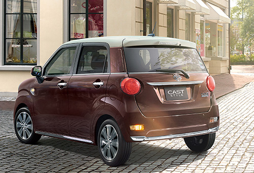 上質さが人気のキャストスタイルには、ぜひ個性的なカラーを!