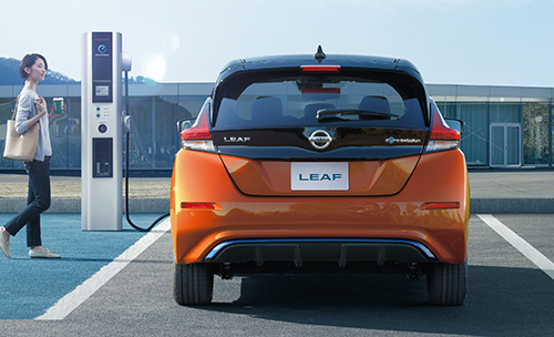 「日産リーフ」 買える値段の電気自動車であること(だけ)が魅力2