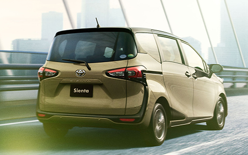 1位 「トヨタシエンタ」 個性と実用性を両立したコンパクトミニバン1