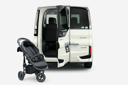 1位 「ホンダステップワゴン」 いまだ走りの良さ、使い勝手に優れるパイオニア2