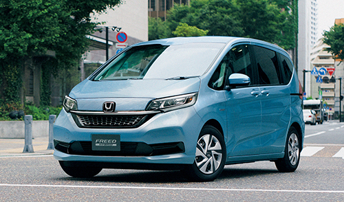 1位 「ホンダフリード」 走りと実用性を両立したコンパクトミニバン1