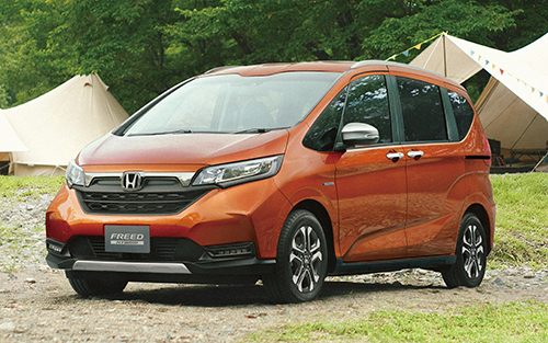 1位 「ホンダフリード」 走りと実用性を両立したコンパクトミニバン3