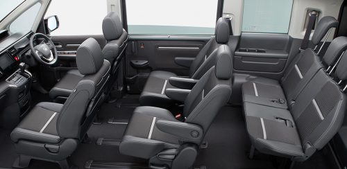 シンプルな「SPADA・Honda SENSING」:「e-HEV SPADA G・Honda SENSING