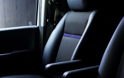 ブラックスタイルの選択が可能