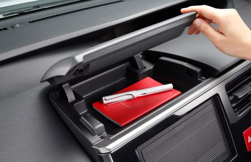 インパネアッパーボックス