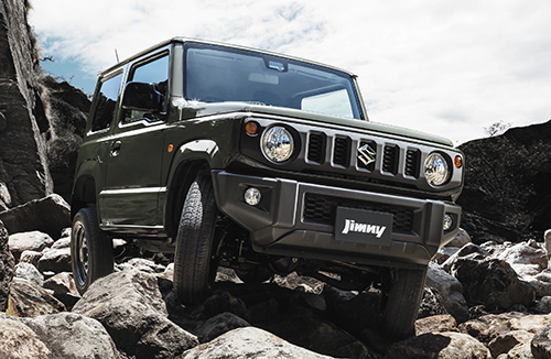 スーパーハイトワゴンとSUVが牽引する軽自動車市場