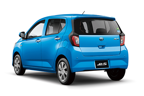 1位 「ダイハツミライース」 圧倒的な低燃費でブランド性を確立2