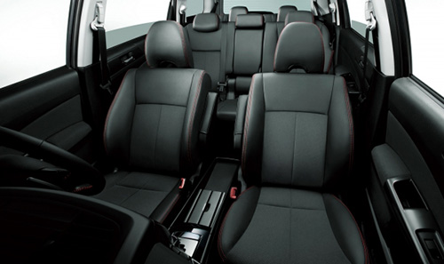 「エクシーガ」ミニバンとは一線を画すデザインがポイント3