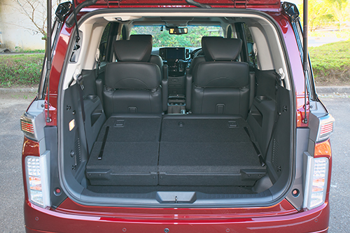 豪華な2列目の快適性には意外な落とし穴が5