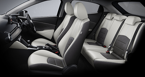 2位「マツダ2」小さくともマツダのデザイントレンドに則った〝おしゃれサン〟4