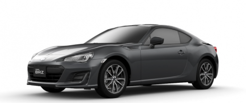 アルミホイールが装備される「R」