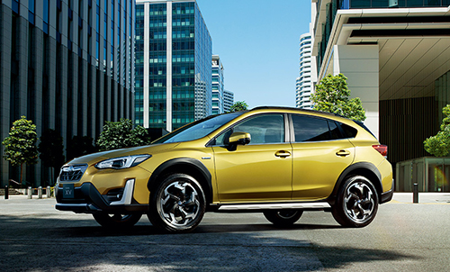 3位「スバルXV」アウトドア用品のような道具感のある外観と使いやすいサイズ1