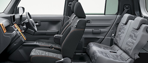 5位「ダイハツタフト」道具感のあるデザインは運転のしやすさにもつながっている3