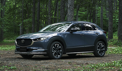 2位「マツダCX−30」この車を乗りこなすオーナーとそのスマートな生活スタイルがかっこいい1