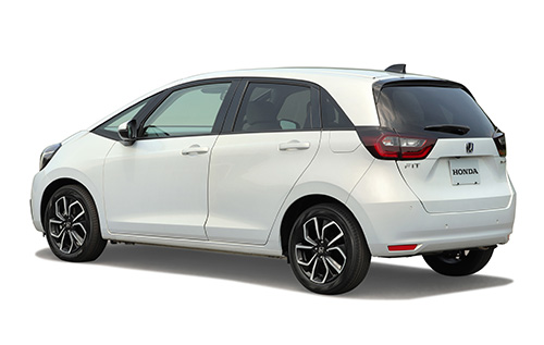 3位「ホンダフィット」履き慣れたスニーカーのような気安さ2