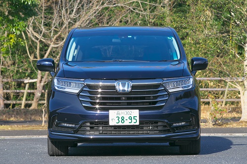 登場から7年、内外装デザインを大幅に刷新2