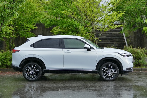 某社さんの“何とかX何とか”みたいじゃない?という声は実車を見ると消えた1