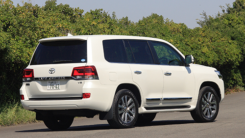 ほかにもこんなに!お買い得で魅力的な中古車のランドクルーザー