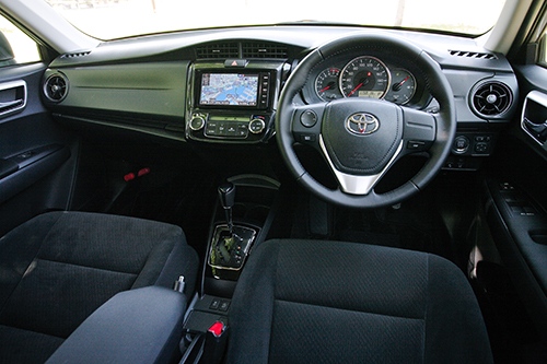 中古車カローラ、おすすめモデルはズバリこれ。自分なら「2015年式アクシオのハイブリッドG」を70万円で買う!5