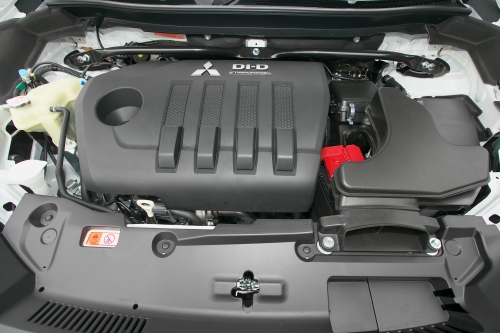 8ATを搭載したクリーンディーゼルを追加したものの2