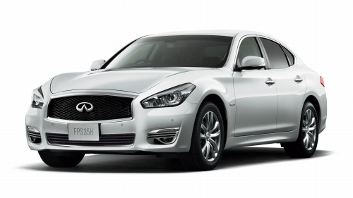 快適装備を求めるなら「2015年式 HYBRID VIP」中古市場の相場70万~420万円