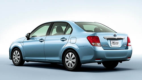 中古車カローラ、おすすめモデルはズバリこれ。自分なら「2015年式アクシオのハイブリッドG」を70万円で買う!2