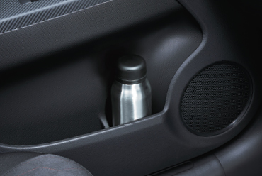 フロントドアポケット(ボトルホルダー付き)