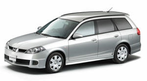 初代 Y10型(1996〜1999年)