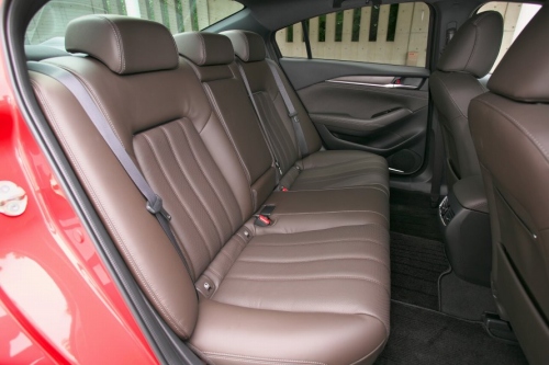 アテンザのモデルチェンジ、マイナーチェンジ一覧9