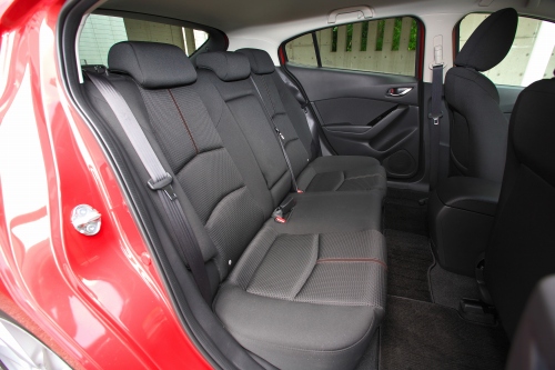 アクセラスポーツのモデルチェンジ、マイナーチェンジ一覧9