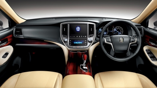 クラウンロイヤルのモデルチェンジ、マイナーチェンジ一覧3