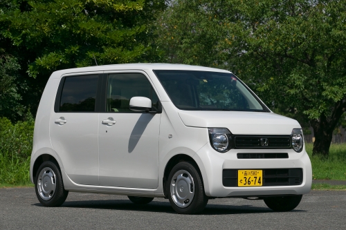 N-BOX譲りの走りとラゲッジルームの使い勝手が自慢「ホンダN-WGN(現行型)」