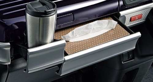 インパネドリンクホルダー(運転席、助手席)/インパネボックス