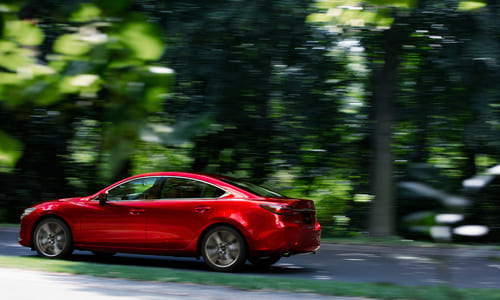 マツダ「マツダ6 セダン」