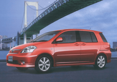 第5位 トヨタ「ラウム」(絶版)