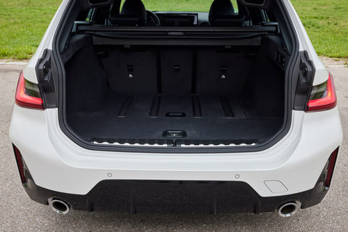 第3位 BMW「3シリーズ ツーリング」3