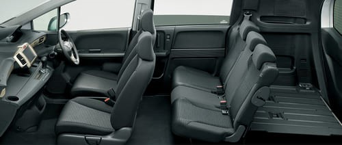 第3位 ホンダ「フリードスパイク」(絶版)