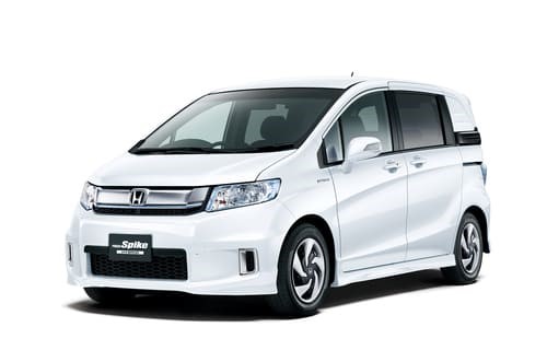 第3位 ホンダ「フリードスパイク」(絶版)