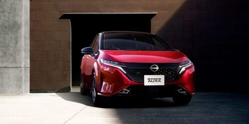 日産「オーラ」