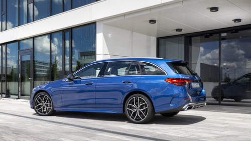 第2位 メルセデス・ベンツ「Cクラス ステーションワゴン」2