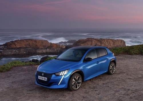 第8位 プジョー「e-208」